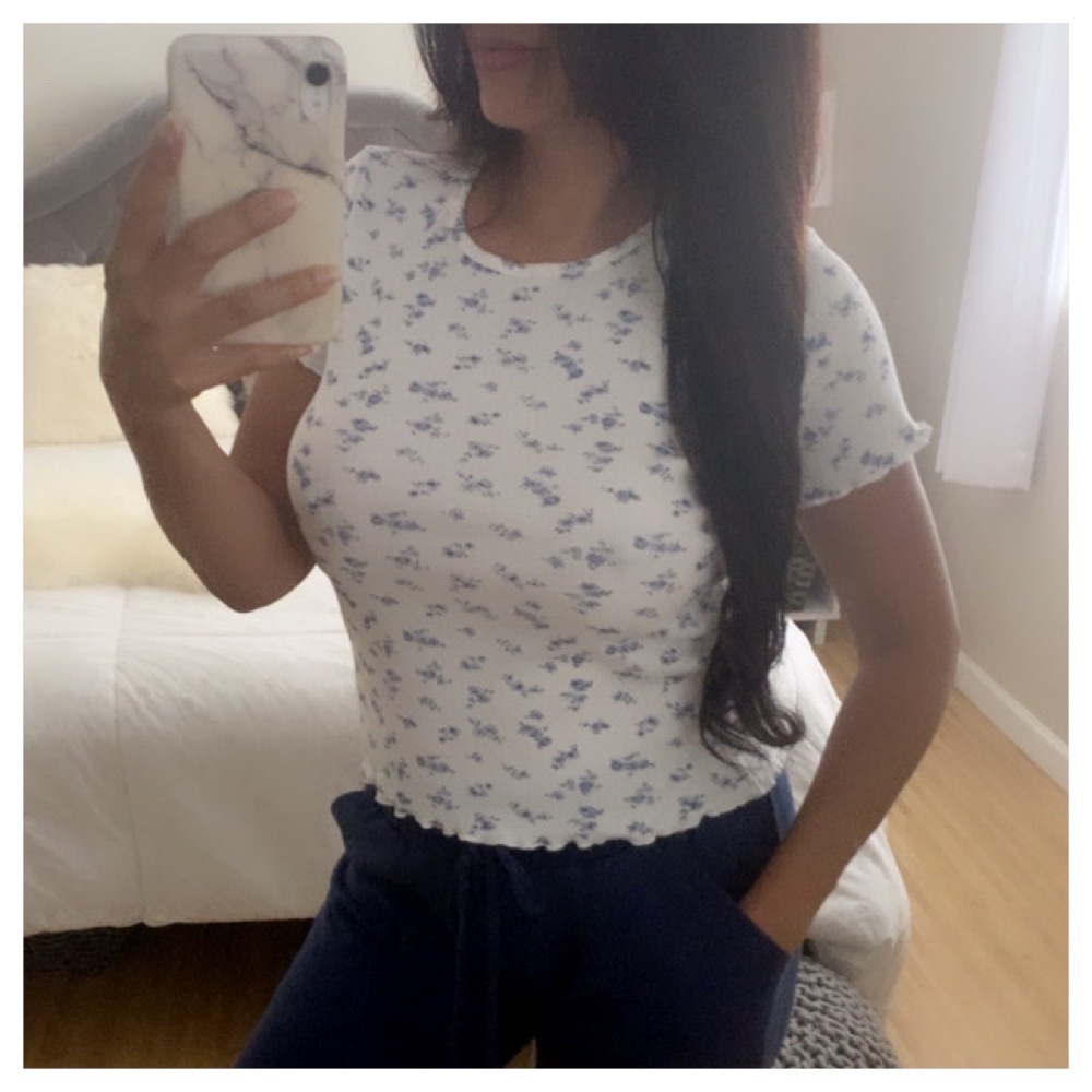 NWT HOLLISTER Floral Tee